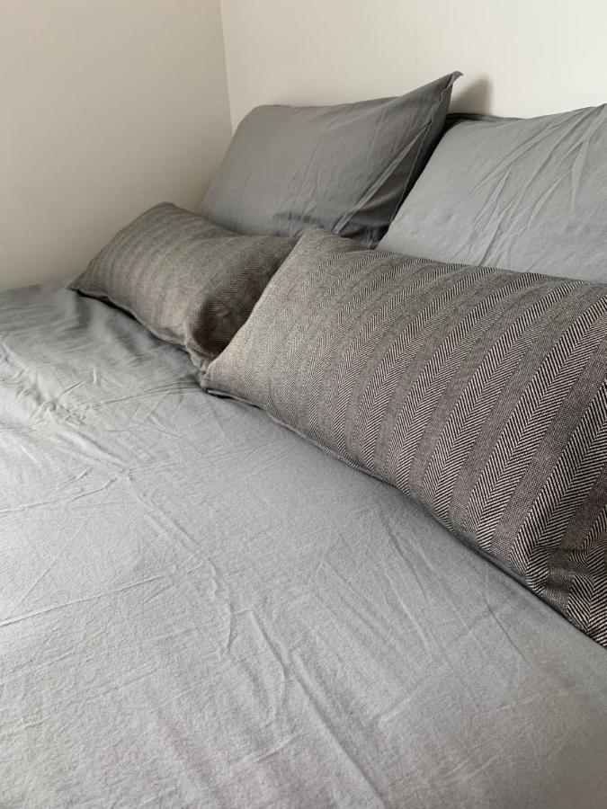 R&J Guesthouse Ro0M Grindavík Kültér fotó